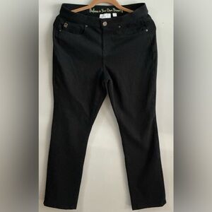 Belle by Kim Gravel Black Straight leg Jeans 10P Never Worn